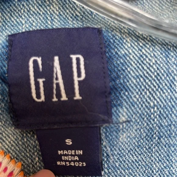 Vintage Gap embroidered jacket - Picture 10 of 11